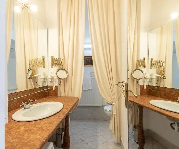 Vintage Elegance Mostcentralapt !vaci Street! *