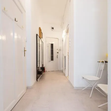 Apartment Vintage Elegance Mostcentralapt !vaci Street!